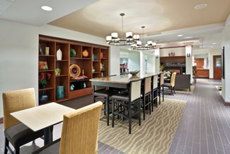 HamptonInn-CliftonParkNY-lobby325x217
