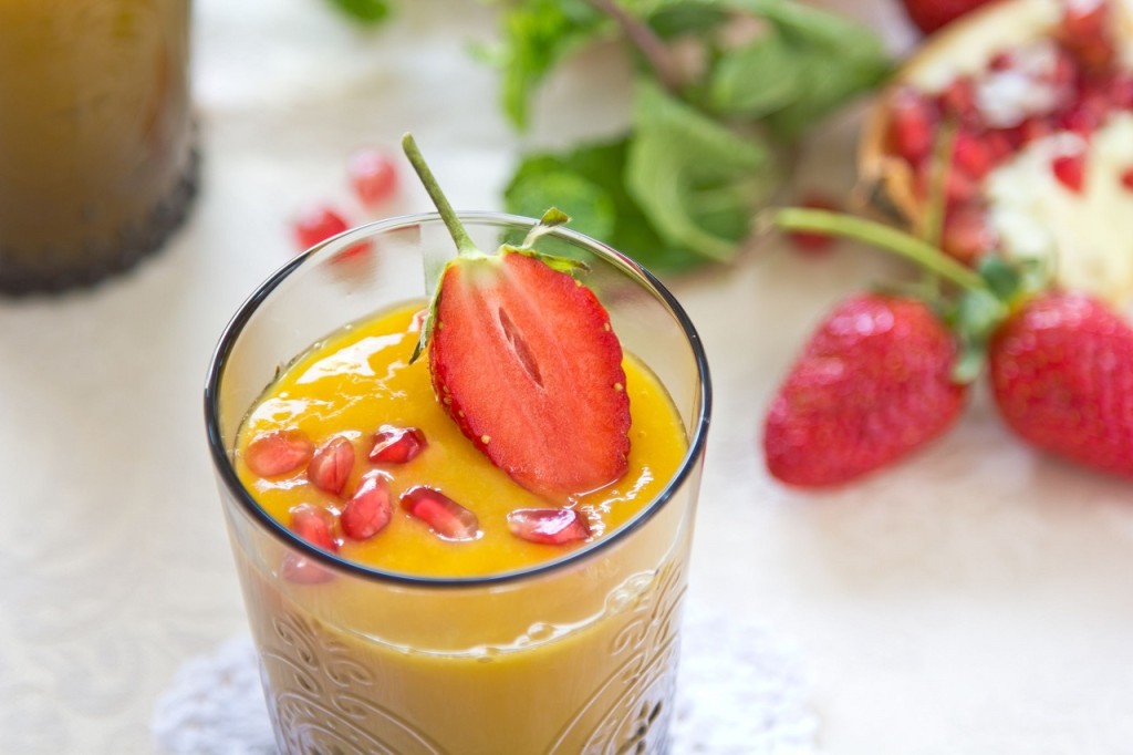 5-superfood-smoothie-ideas-for-a-major-immunity-boost-1024x682