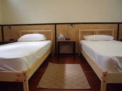 Dorm Room: Yoga in Daily Life New Year Retreat